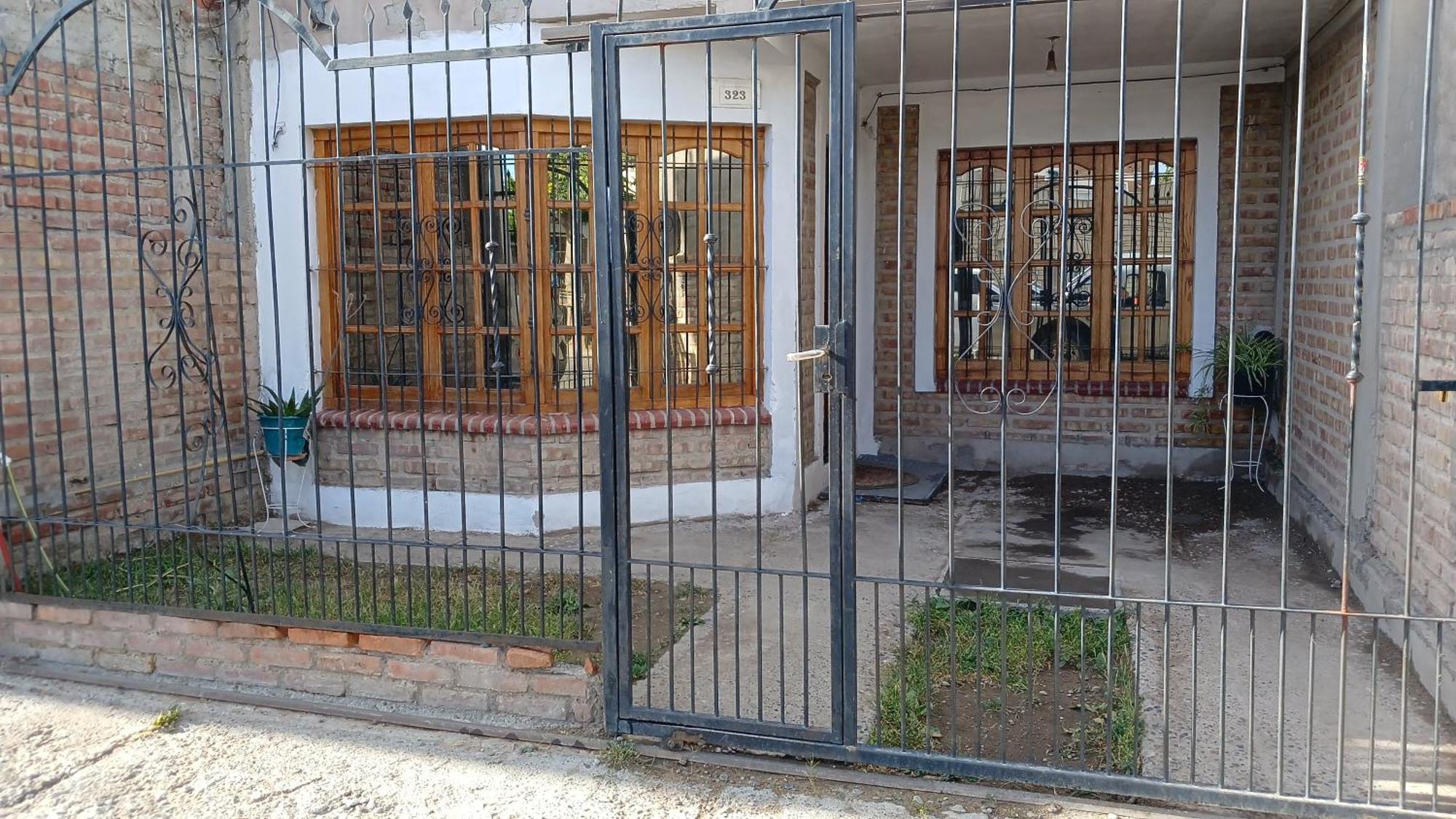 Casa Garage Y Patio * Neuquen