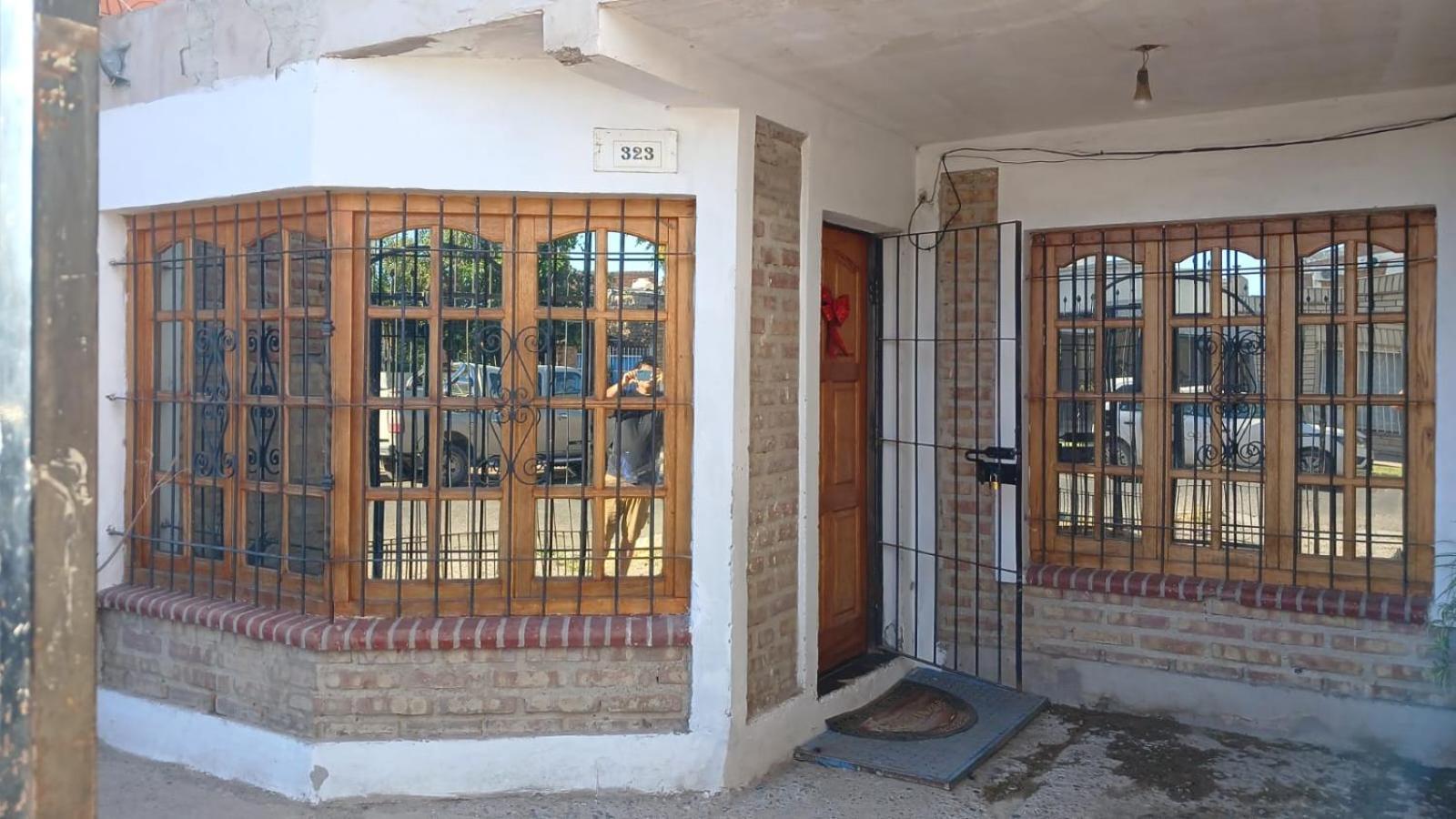 Casa Garage Y Patio Apartment Neuquen